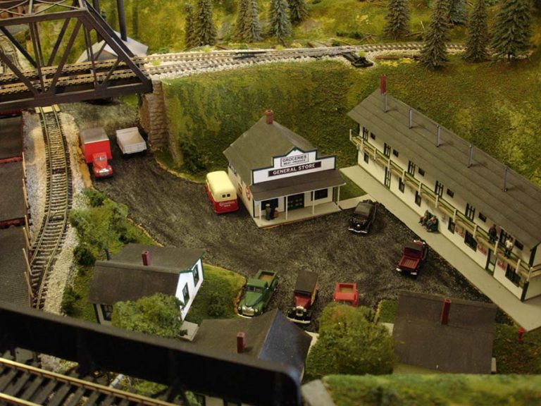 Al's Stunning Ho Logging Railroad Layout - Model Railroad Layouts 