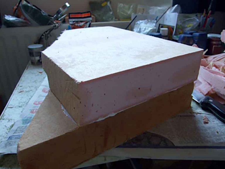 Make a train tunnel out of styrofoam Model railroad layouts