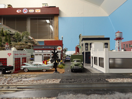 HO scale town buildings