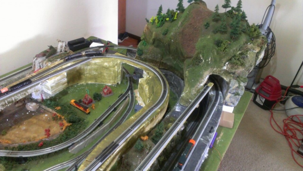 N scale 4x8 model railroad
