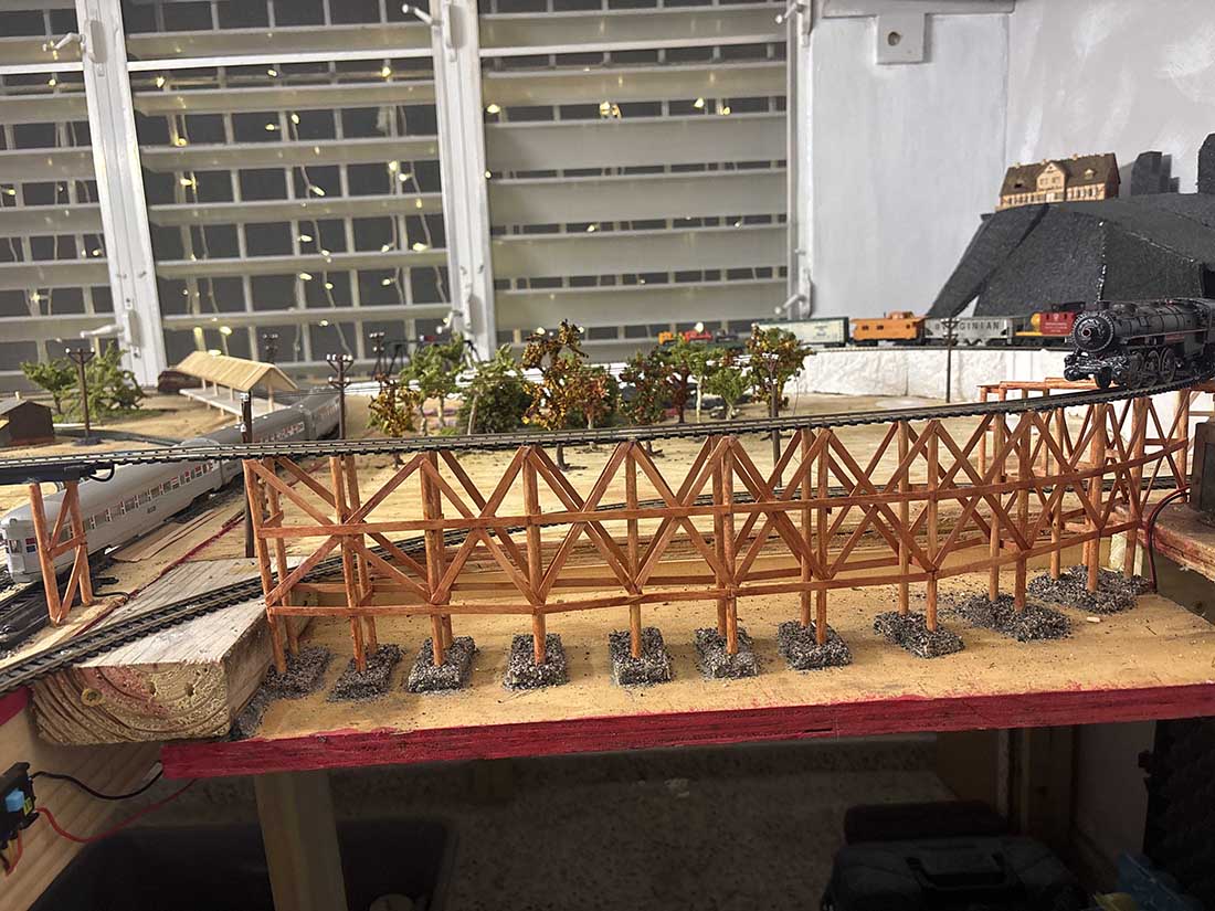 model railroad trestle bridge