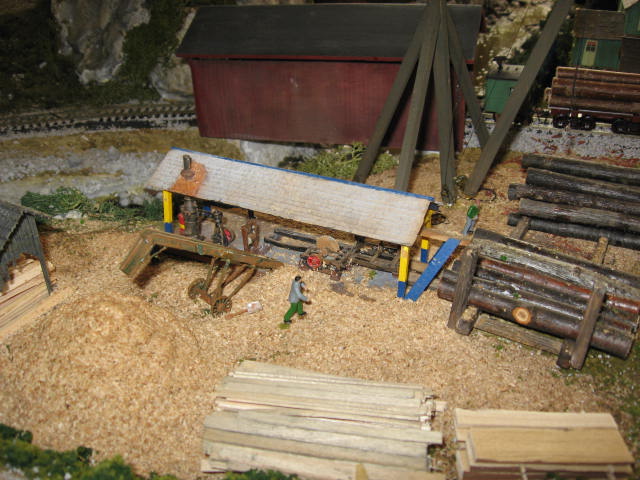 HO layout scale 4x8 timber yard