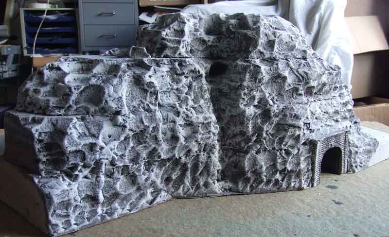 N scale mountain foam paint base