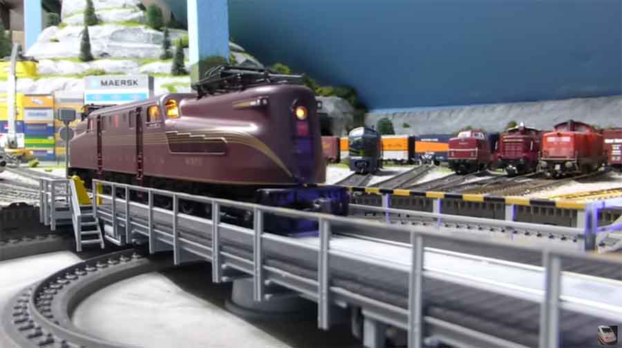 HO scale turntable