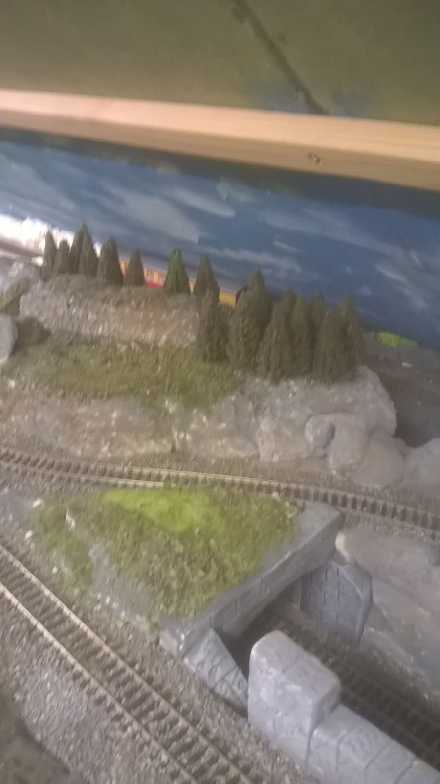 00 Gauge model railway scenery