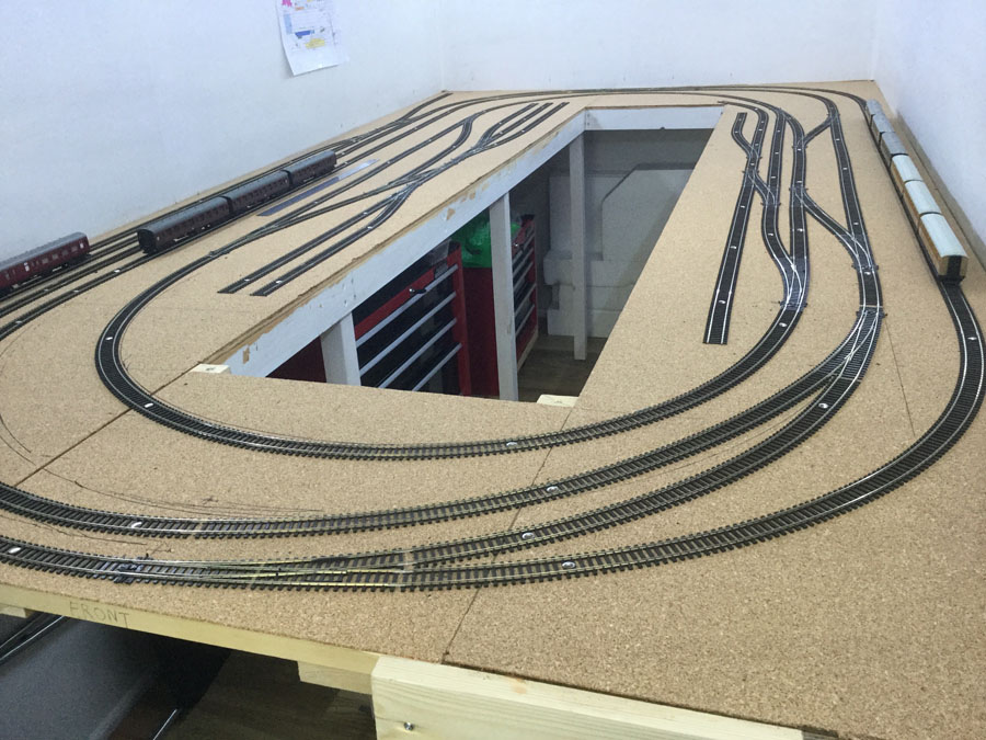Peter's OO train layout - Model railroad layouts plansModel railroad