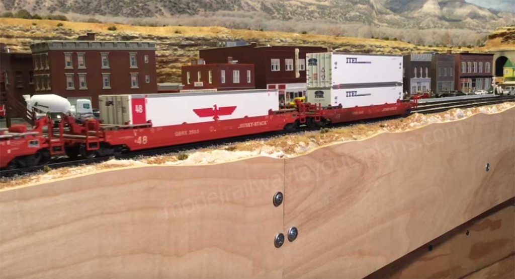 Weathering model railroad rolling stock tutorial Model railroad