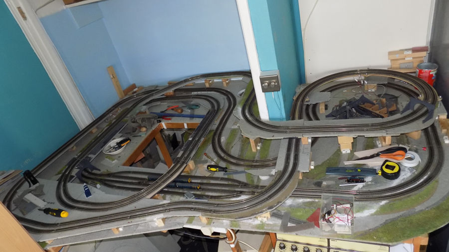 N scale layout