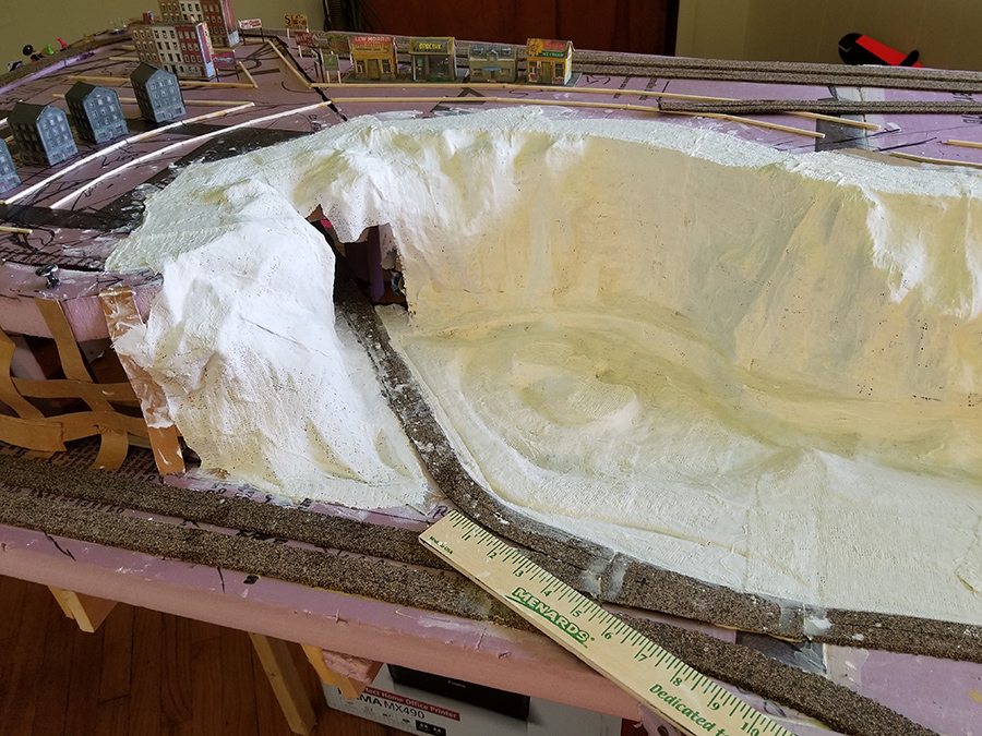 model train layout rockface