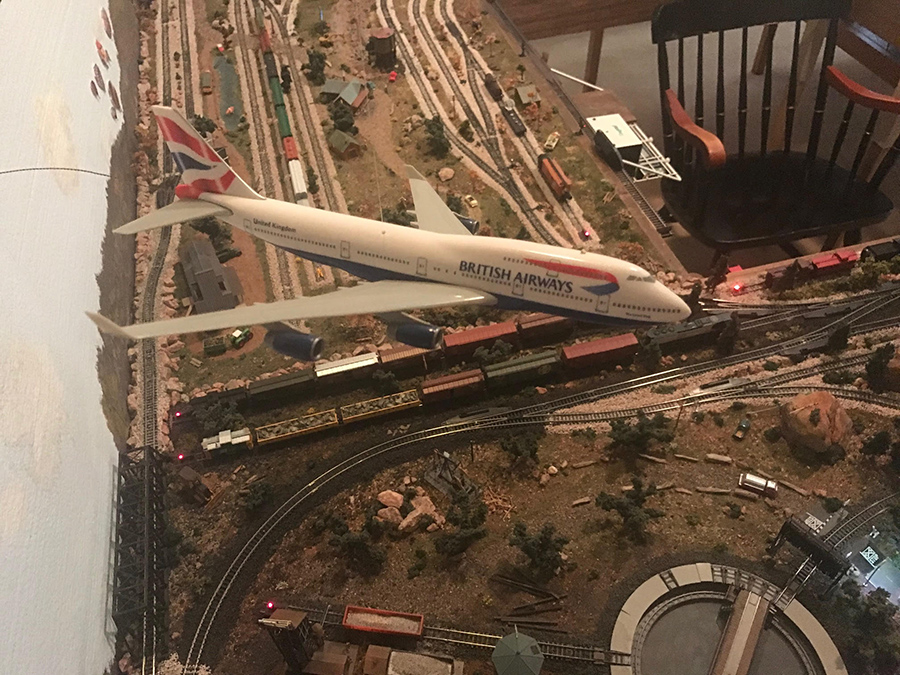 model train plane