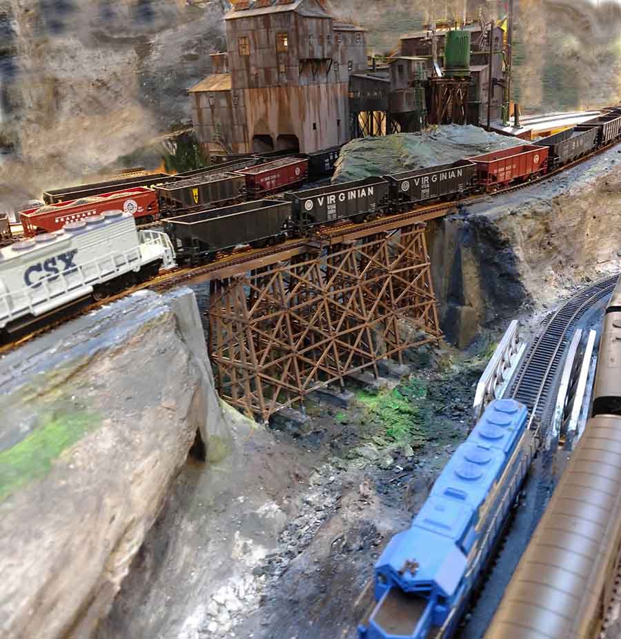 HO scale mine trains