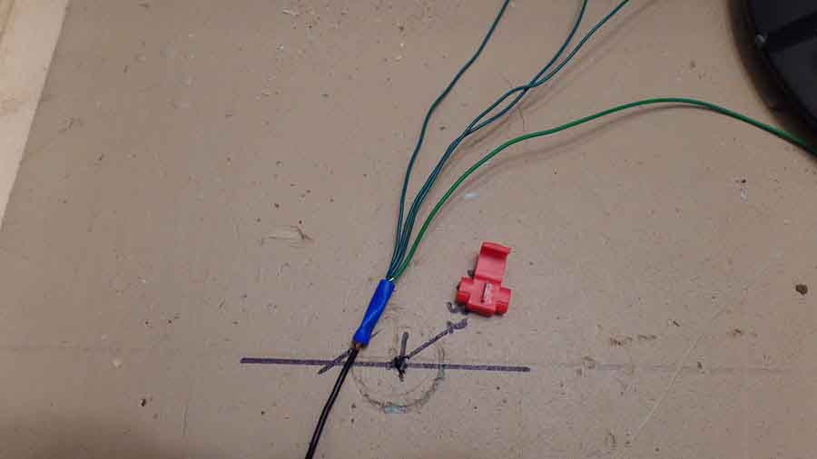 HO scale wiring