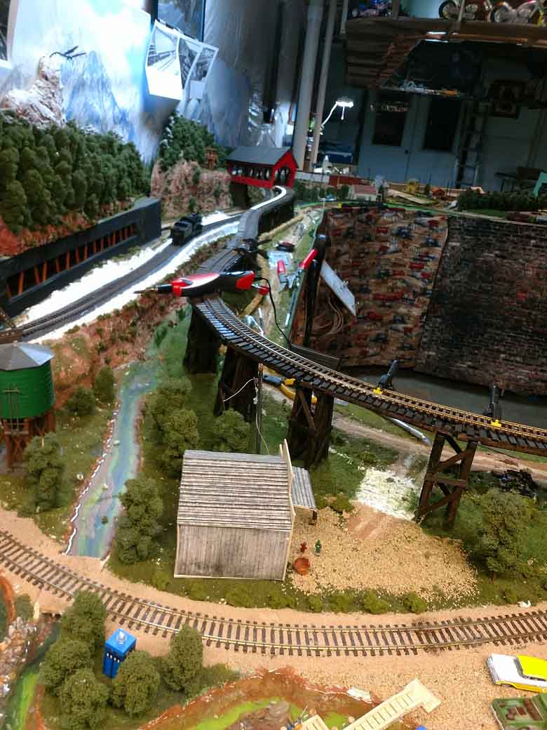 trestle bridge model train incline
