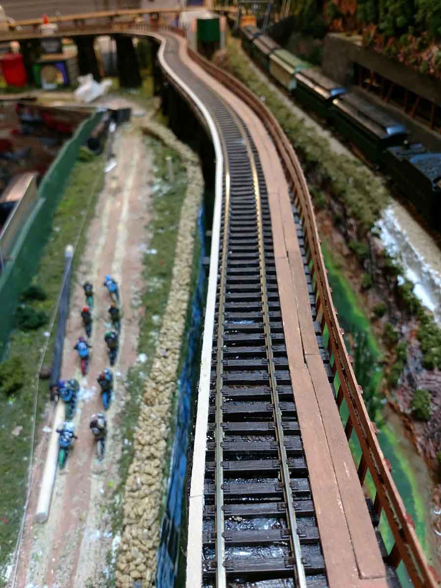 model railroad trestle track