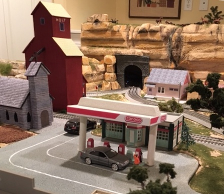 lionel model railroad cafe