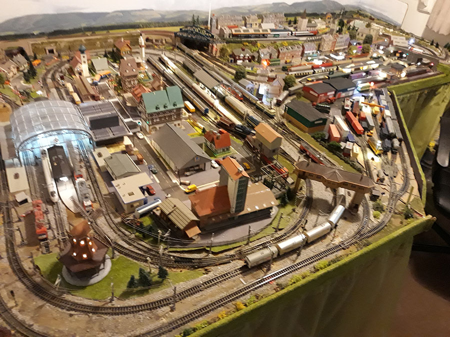 N gauge model railway track plans