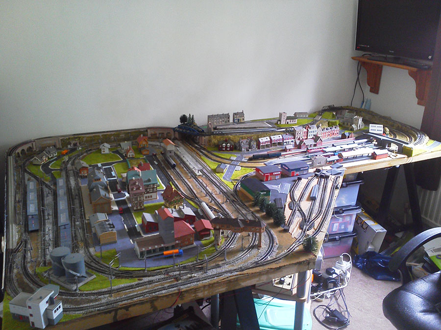 N gauge model railway track plans