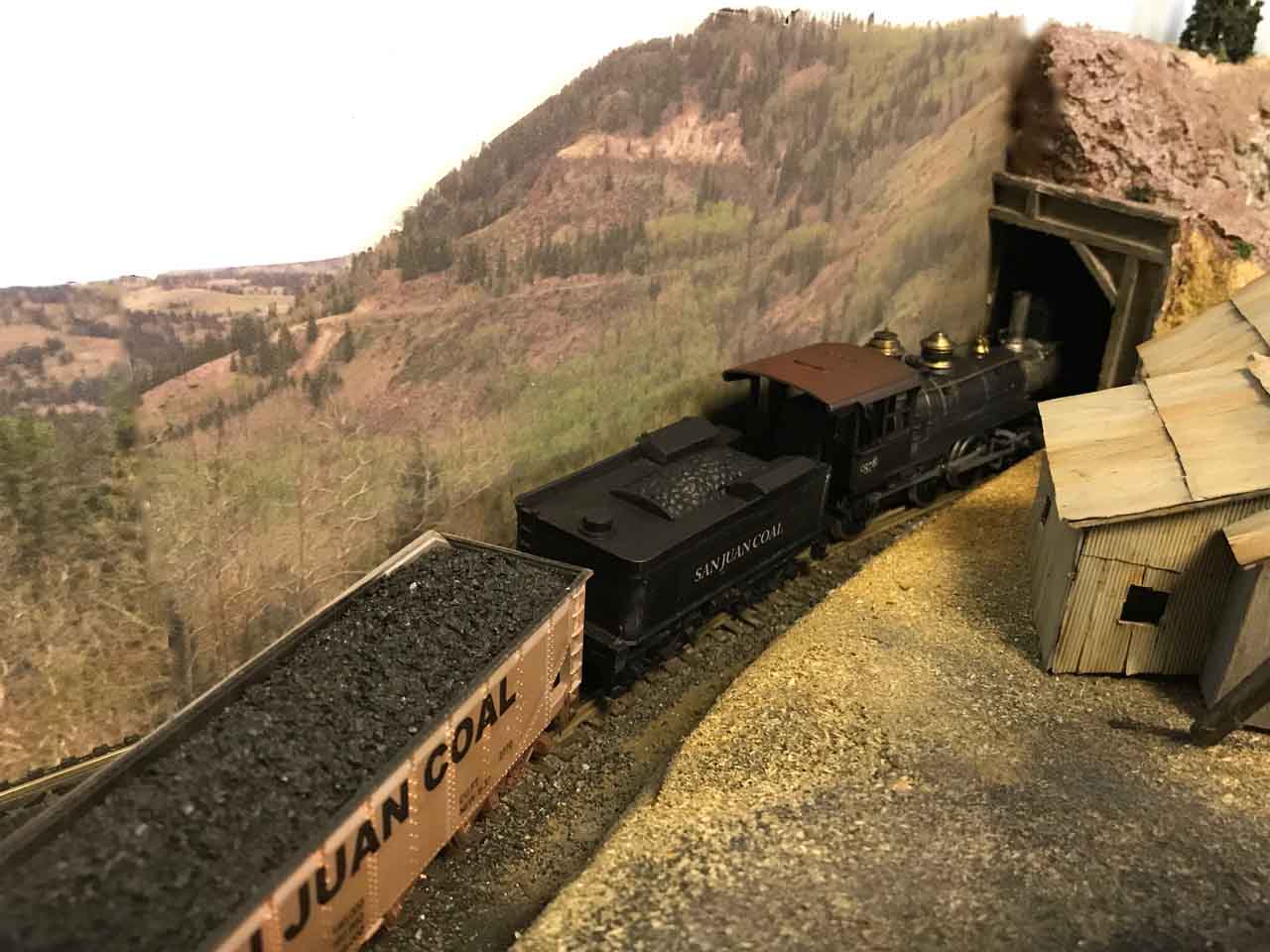 HO scale steam train tunnel