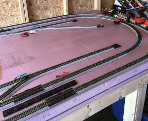 Bachmann EZ track ho scale layout - Model railroad layouts plansModel ...