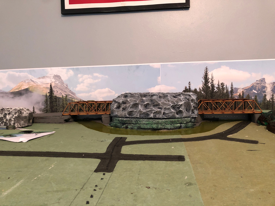 N scale model railroad