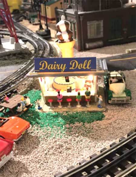 HO scale diary queen