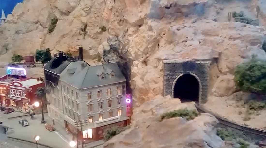 N scale hotel tunnel