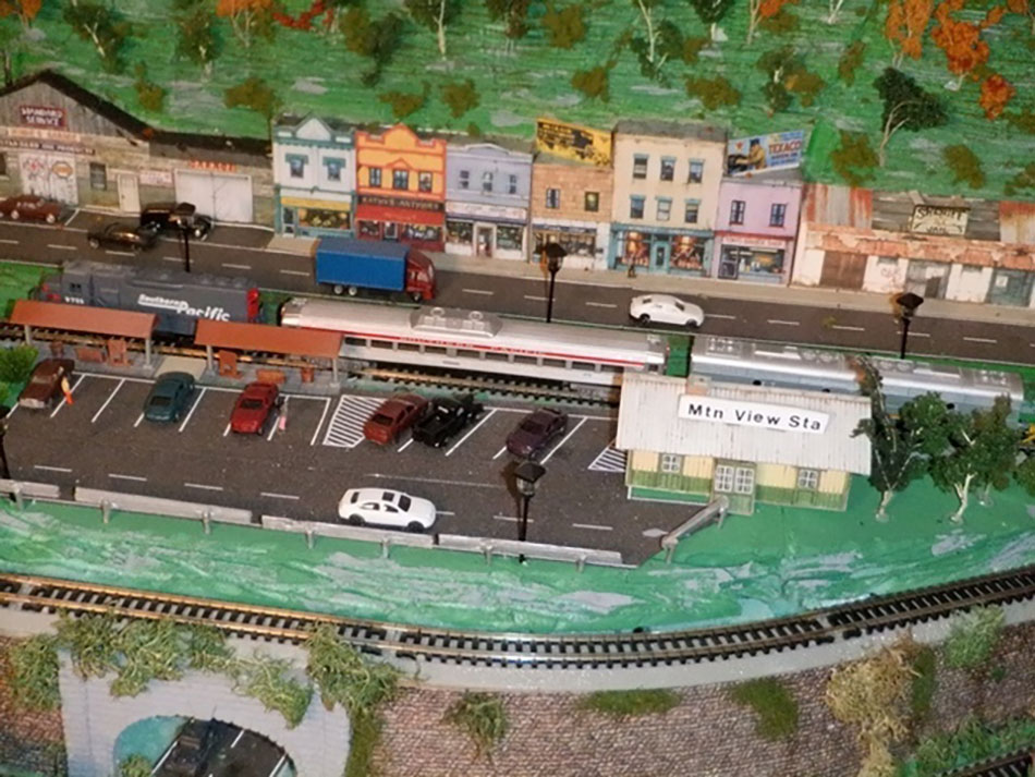 N scale small layout