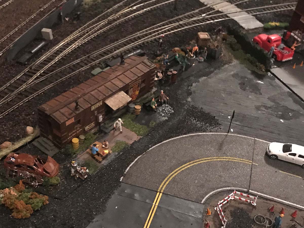 Model train yard layouts