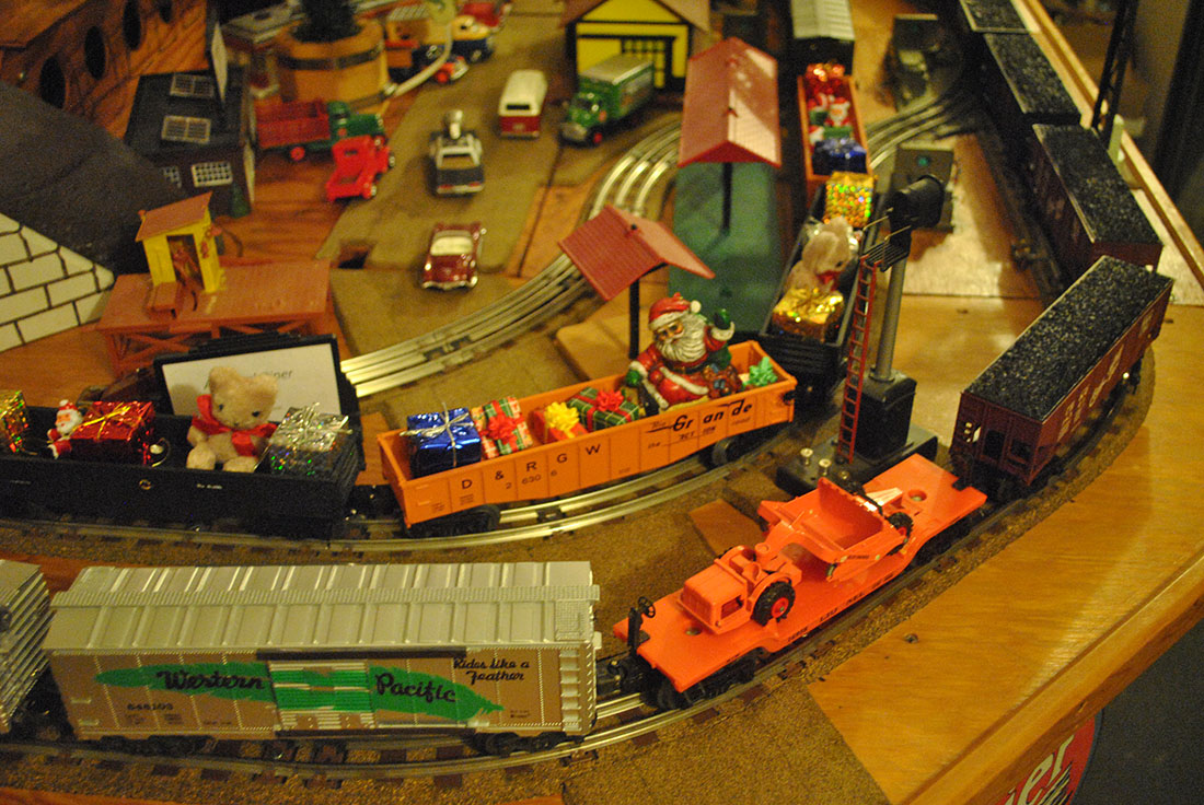 Department 56 Christmas Villages Collection - Colorado Model Railroad Museum