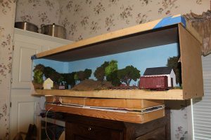 Small shelf layout - John's - Model railroad layouts plansModel ...