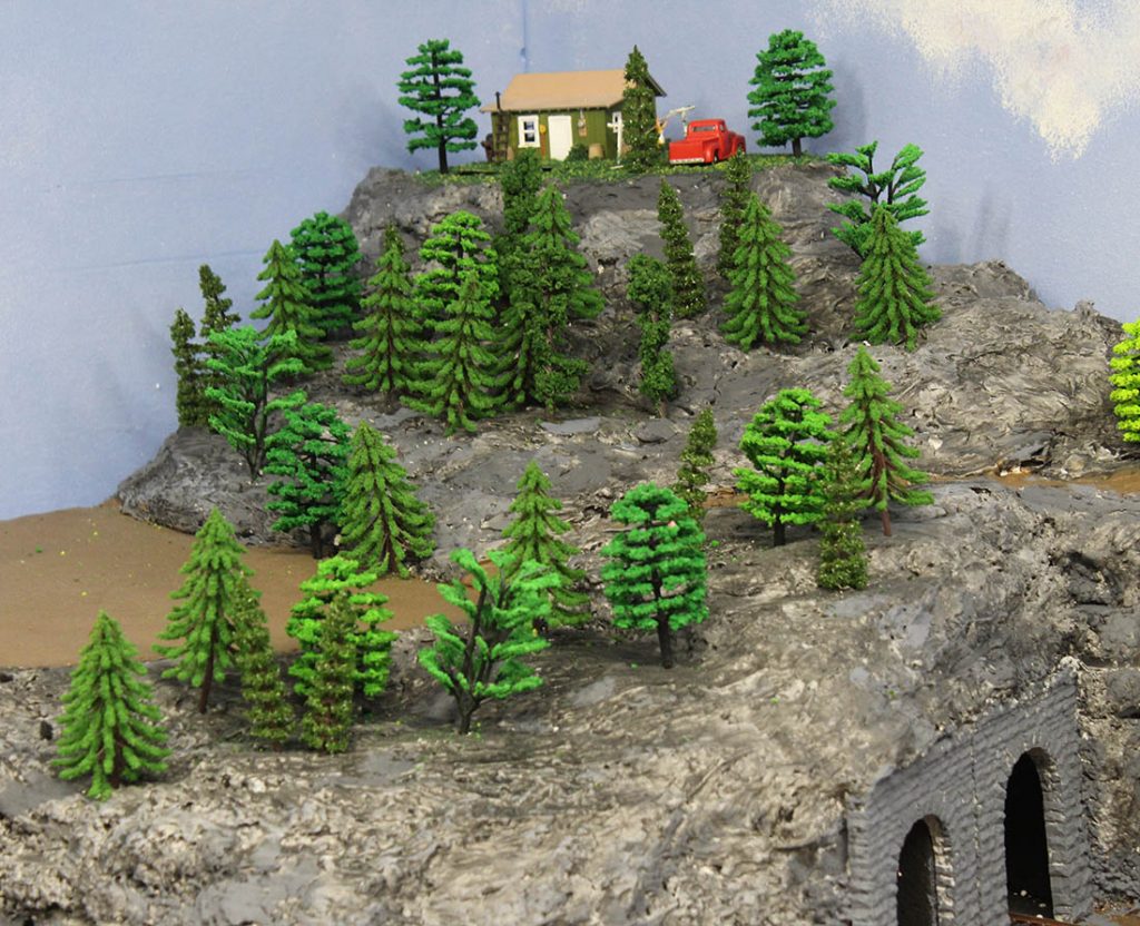 HO scale layout 13x8 - Model railroad layouts plansModel railroad ...