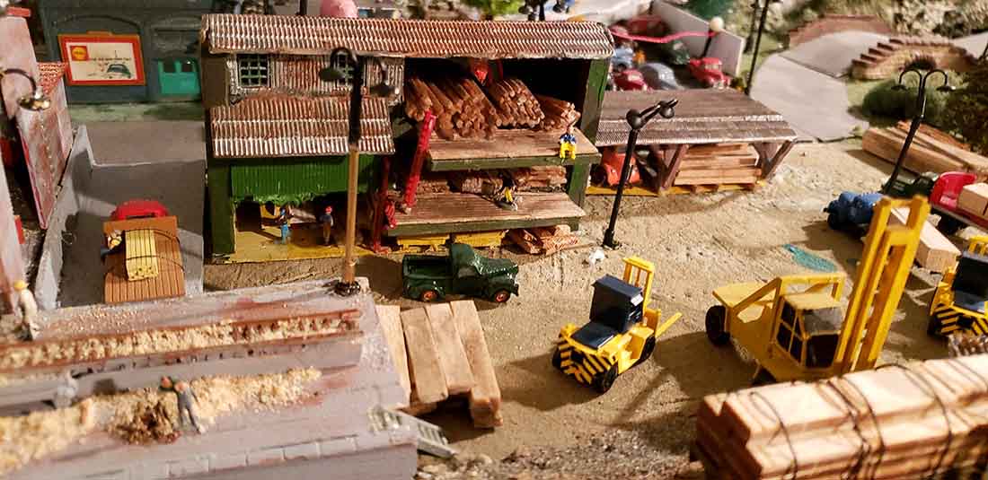 model railroad lumber factory