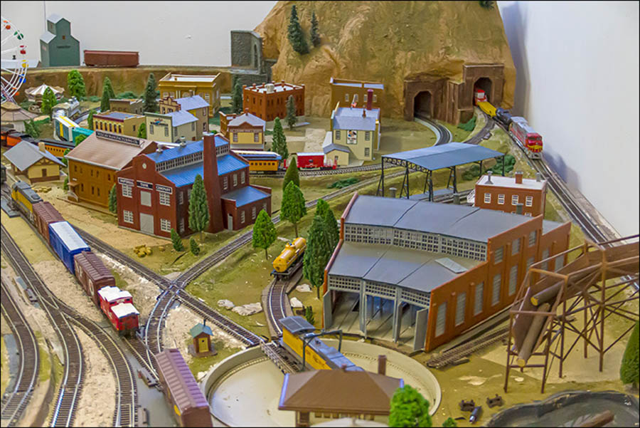 HO scale model railroad
