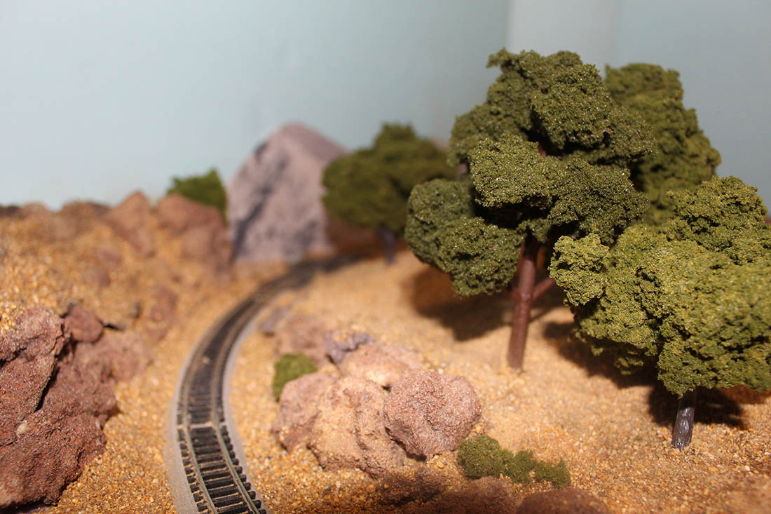 N scale EZ track layout model railroad rocks and trees