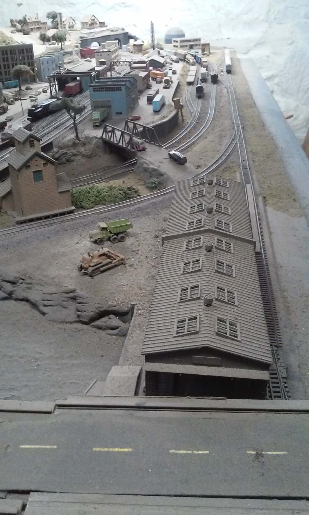 basement train layouts