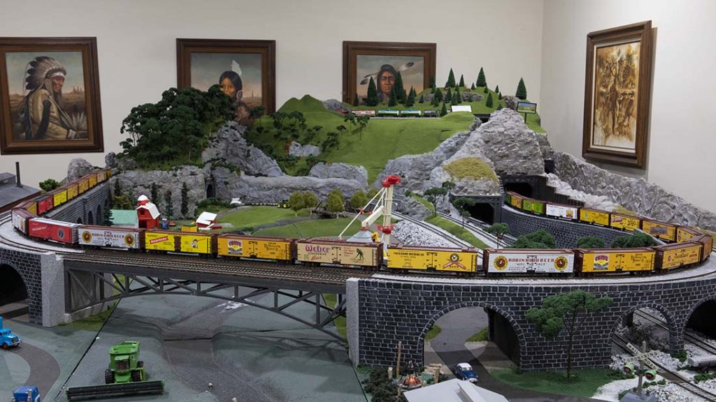 S scale model train layouts - Model railroad layouts plansModel ...