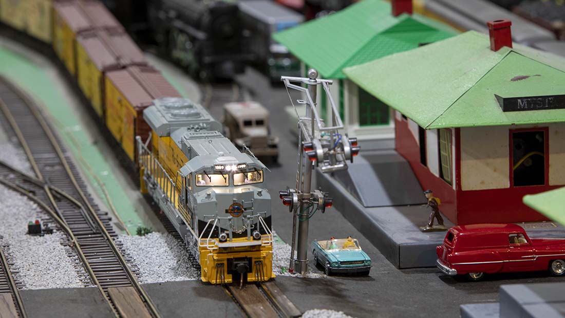 S scale model train layouts