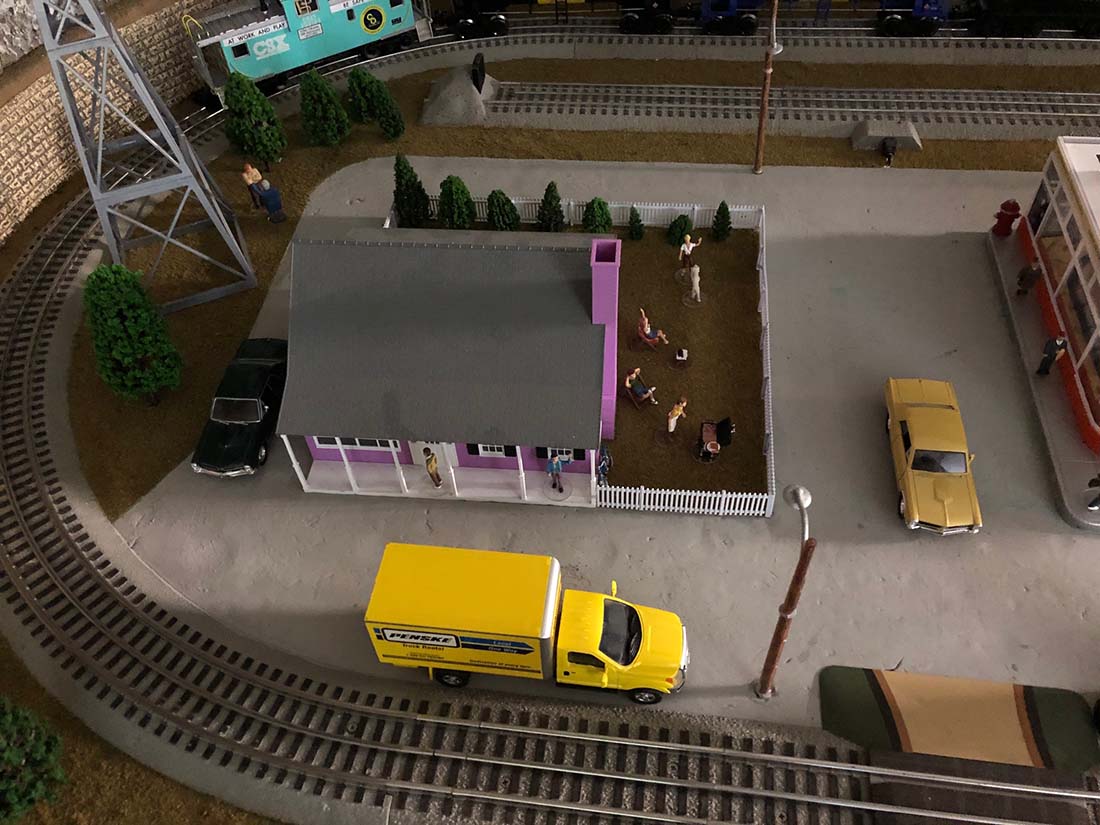 o scale model railroad