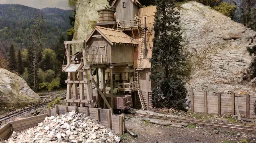HOn3 scale model railroad mine