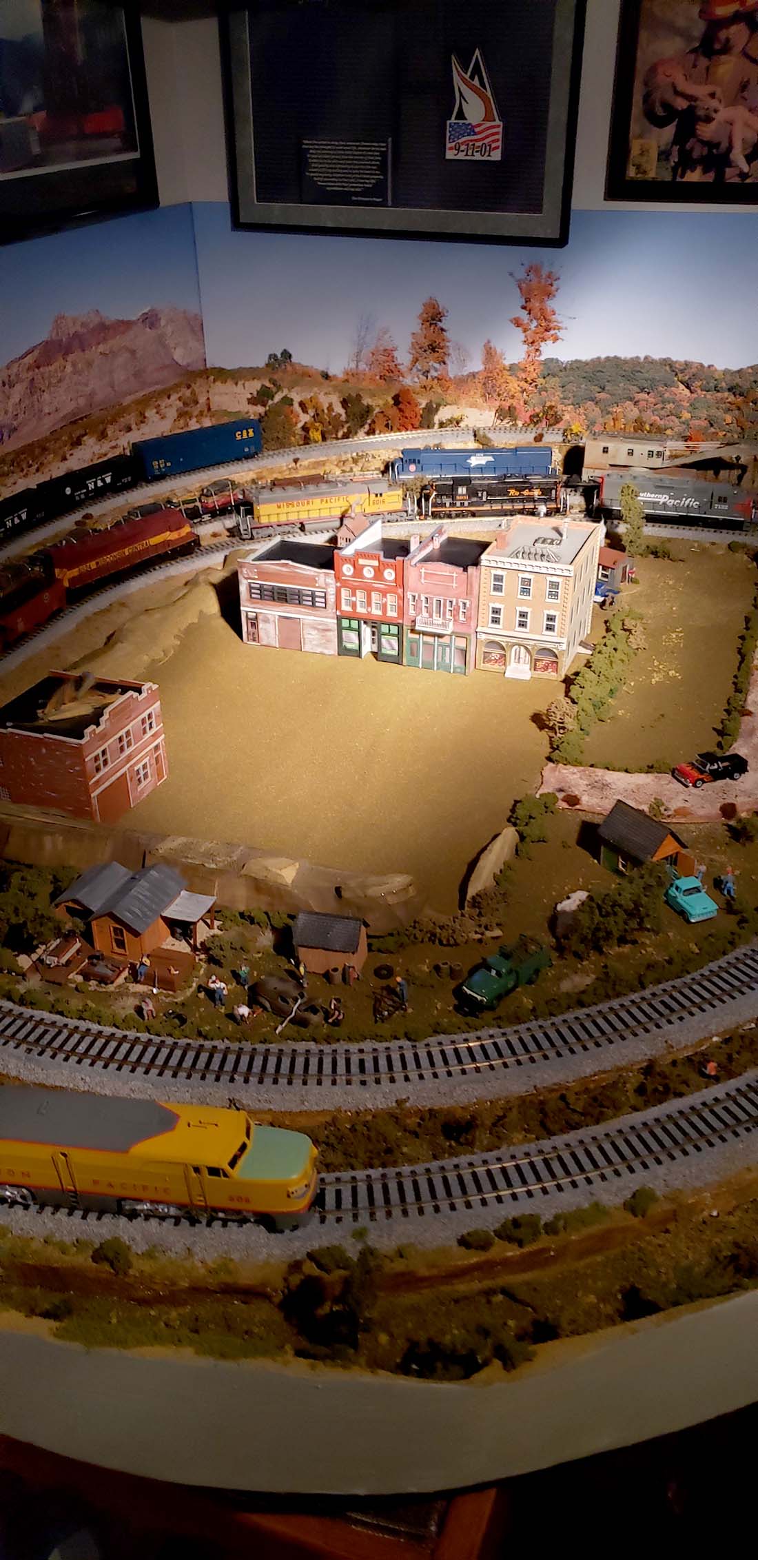 HO scale town layout