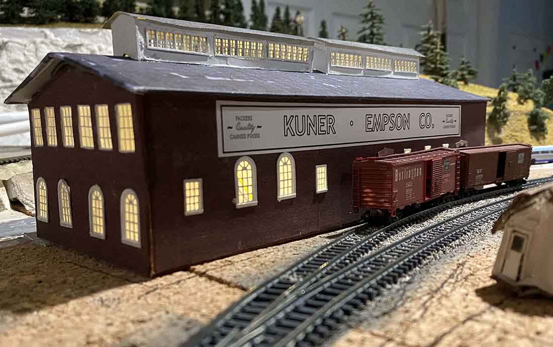 engine shed N scale