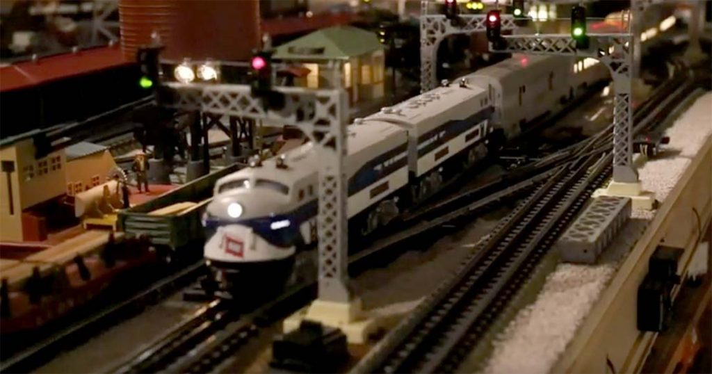 Building model train inclines Model railroad layouts plansModel