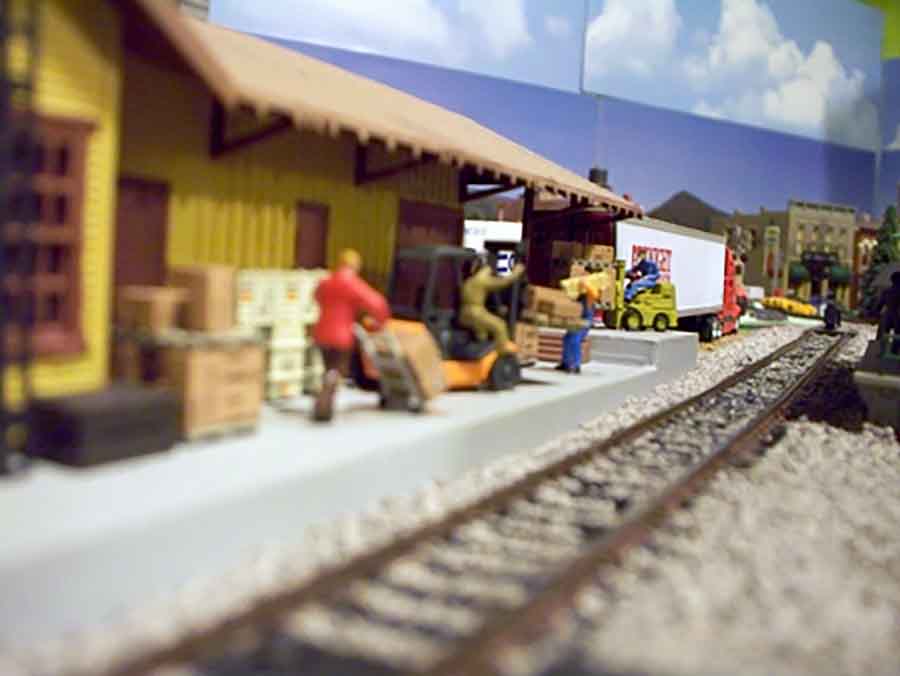 Pennsylvania model railroad loading platform