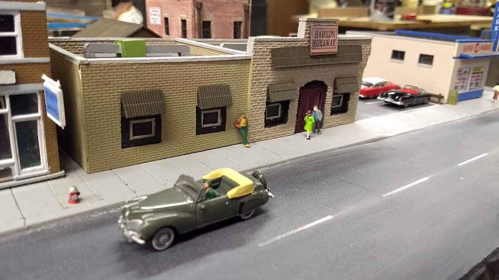 15 Ho Layout HO scale layout 8x15 - Model railroad layouts plansModel railroad ...
