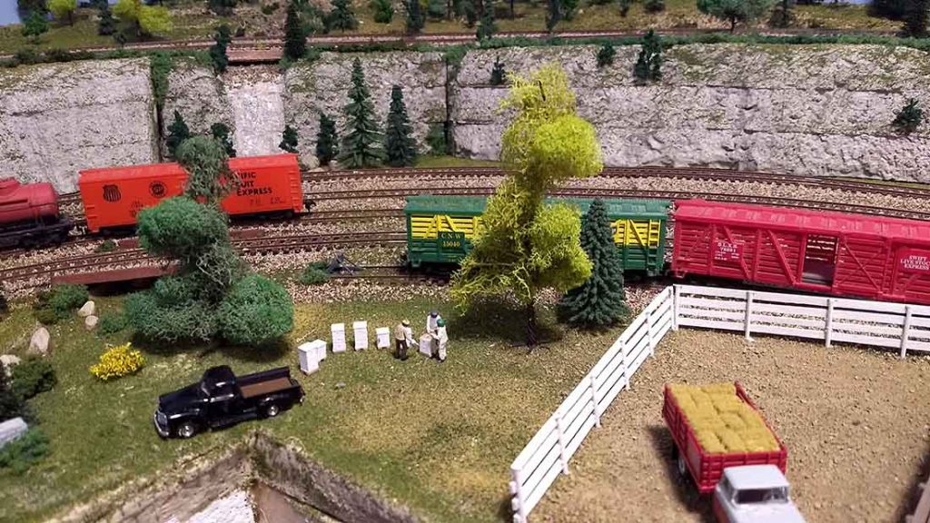 15 Ho Layout HO scale layout 8x15 - Model railroad layouts plansModel railroad ...