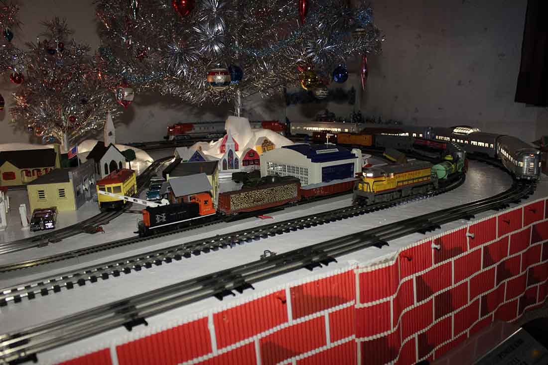 christmas tree train layout