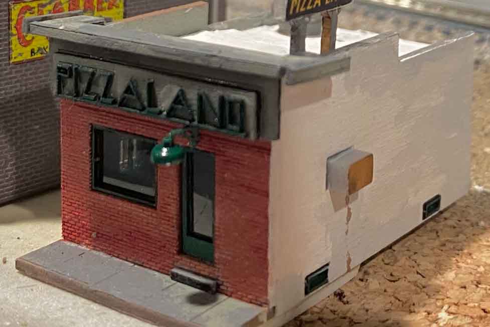 N scale pizzaland