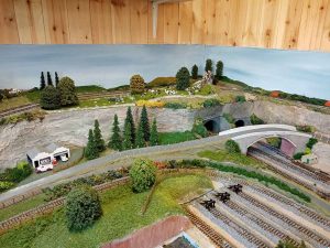 Train layout in a shed - Model railroad layouts plansModel railroad ...