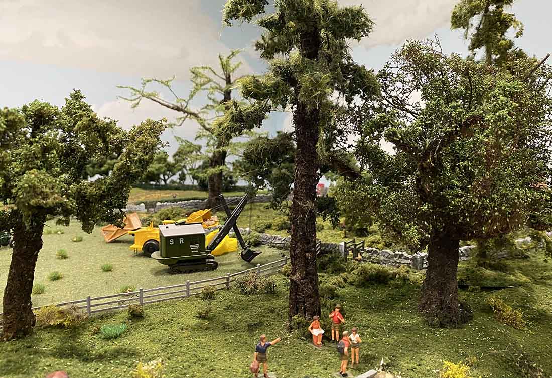 HO scale model train trees