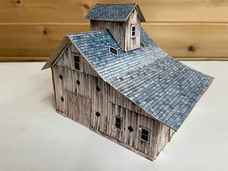 HO scale farmyard barn printable building